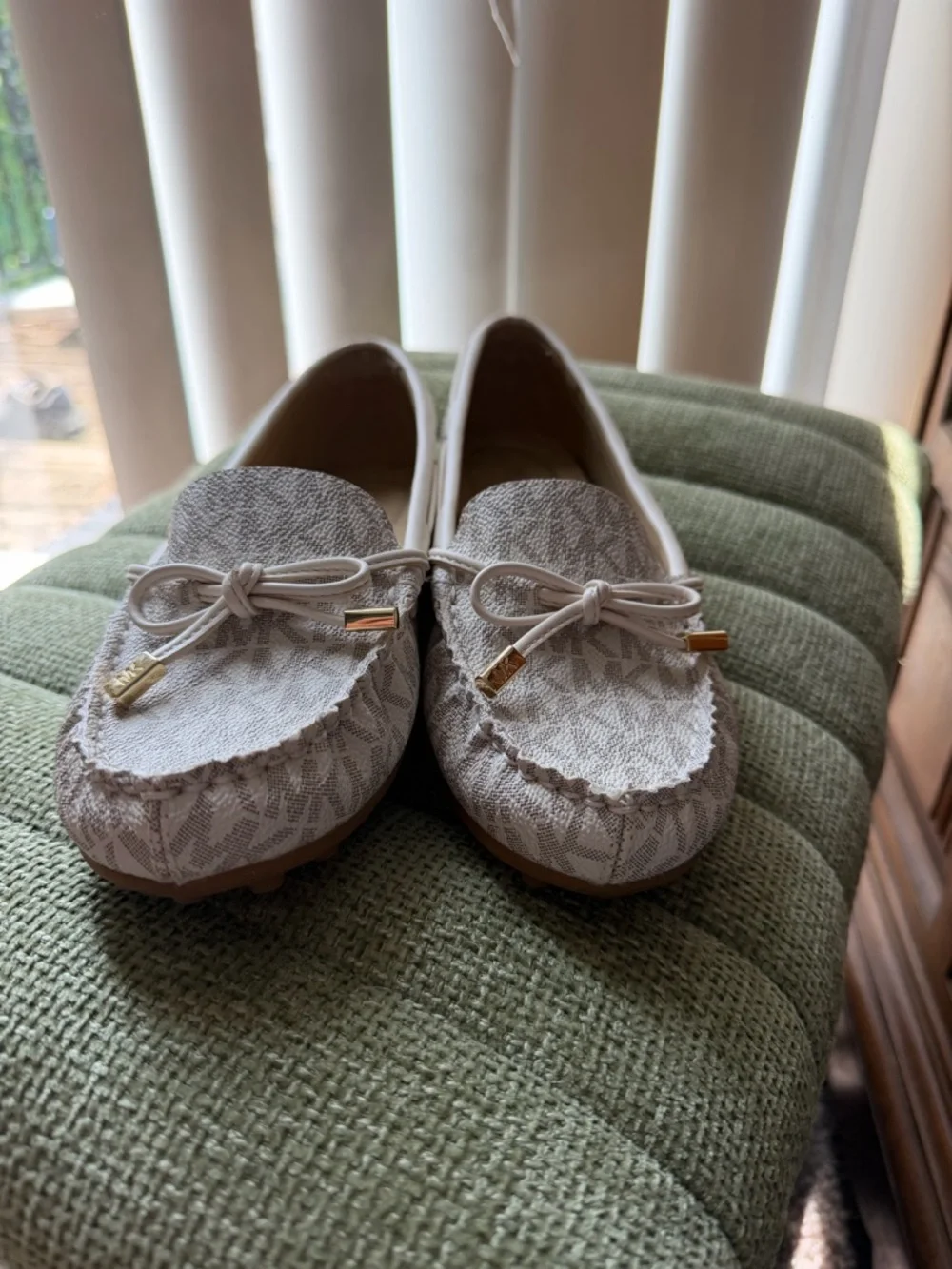 Michael Kors flats